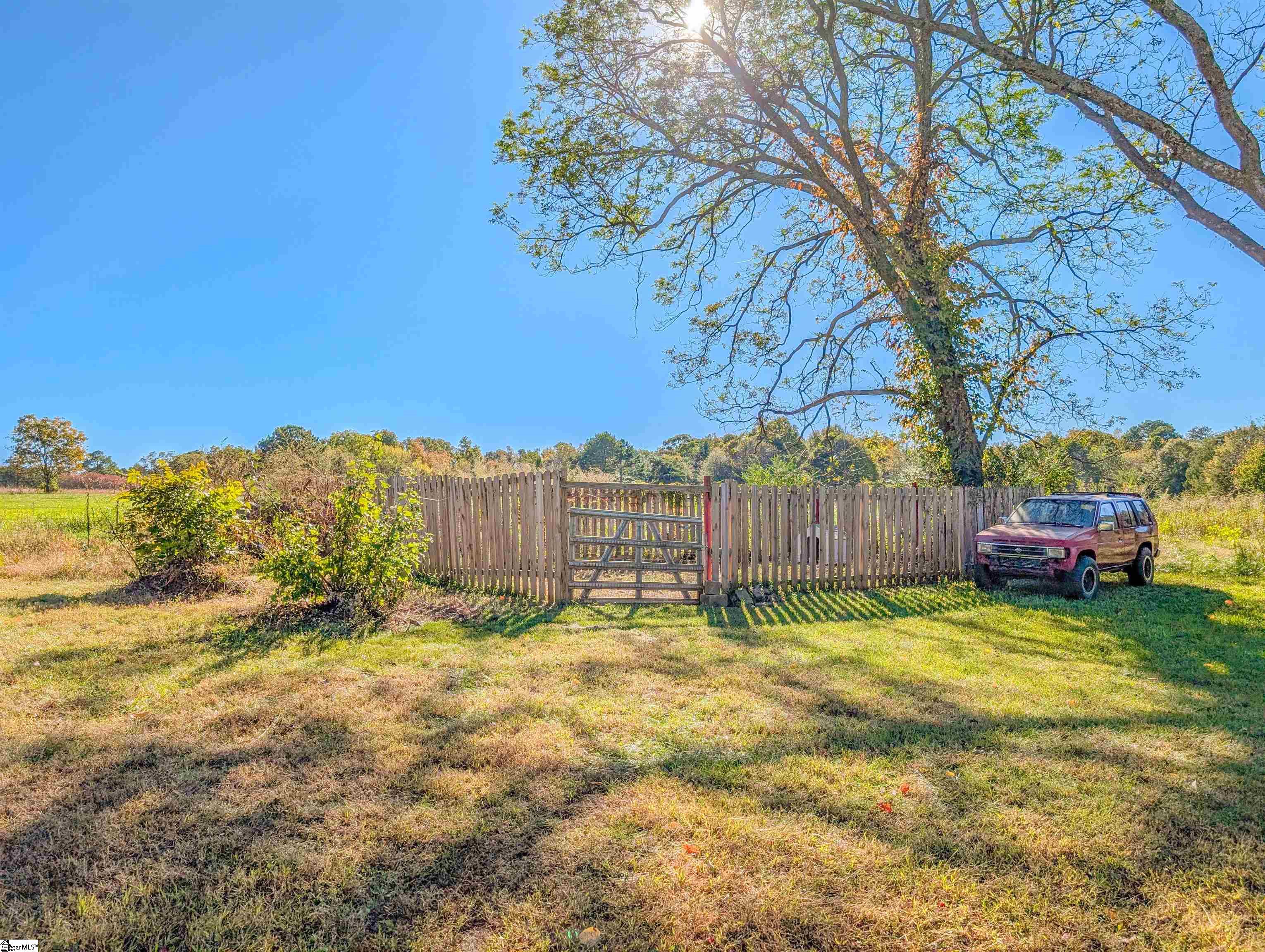 6025 Mountain View Road Taylors, SC 29687 - Photo 39 of 43