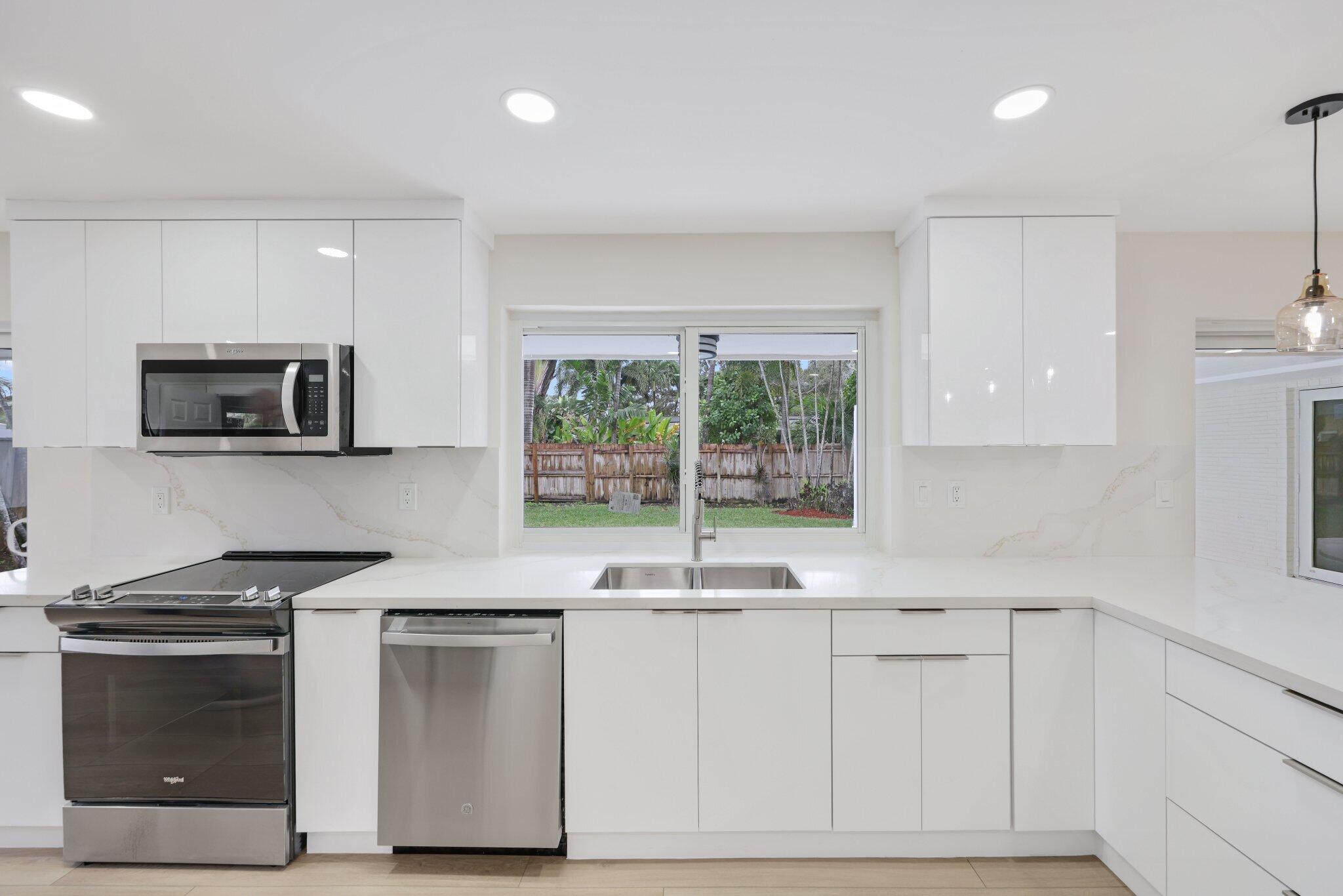 700 West Camino Real Boca Raton, FL 33486 - Photo 15 of 43 West Camino - 15.jpg-SMALL