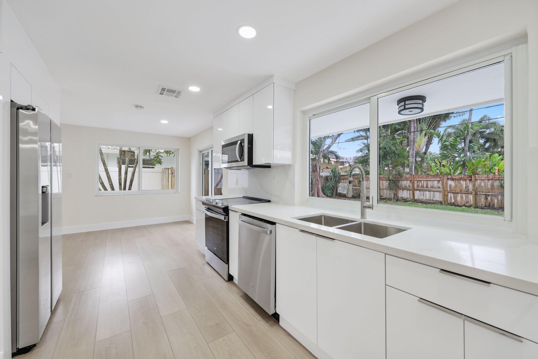 700 West Camino Real Boca Raton, FL 33486 - Photo 16 of 43 West Camino - 16.jpg-SMALL