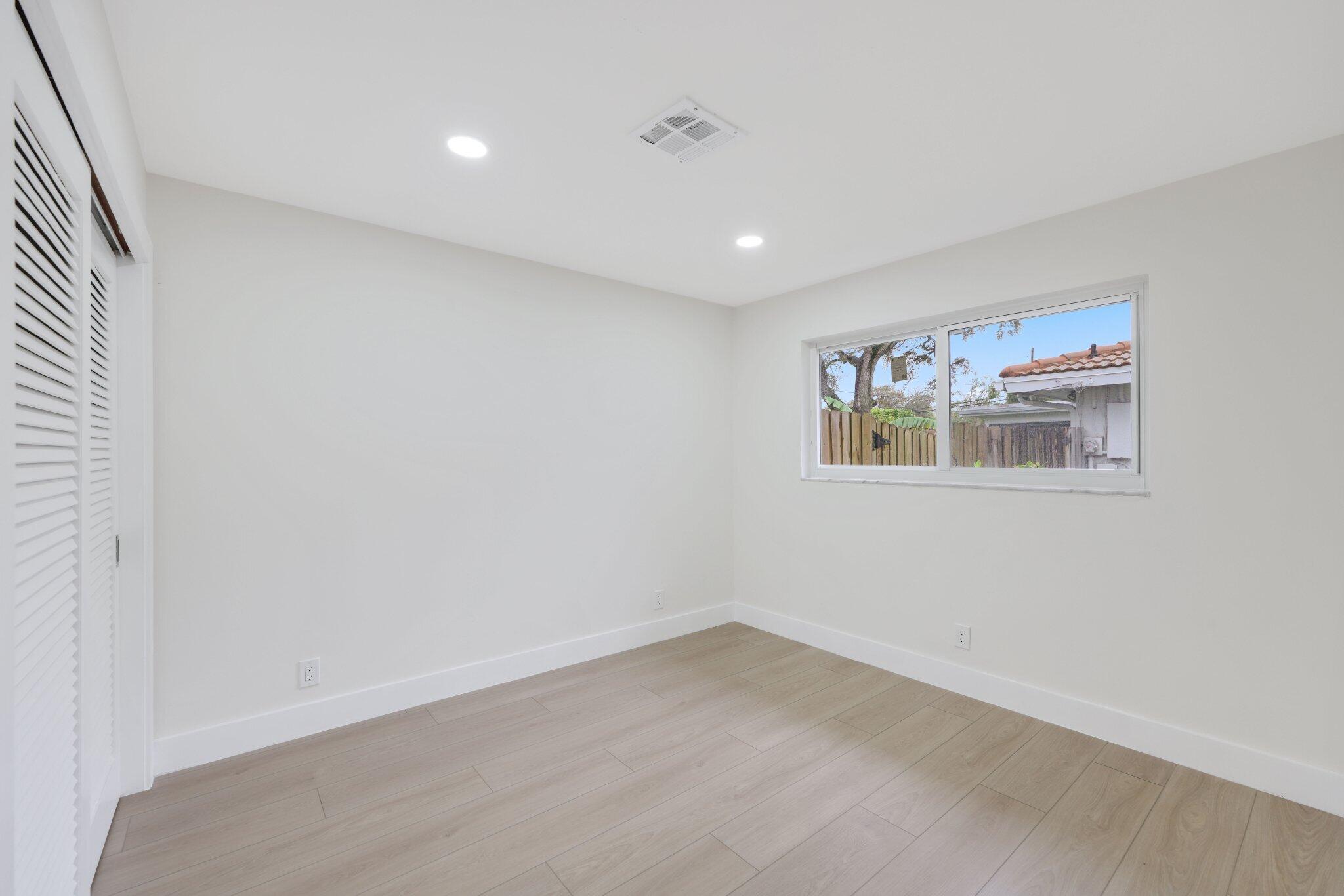 700 West Camino Real Boca Raton, FL 33486 - Photo 24 of 43 West Camino - 24.jpg-SMALL