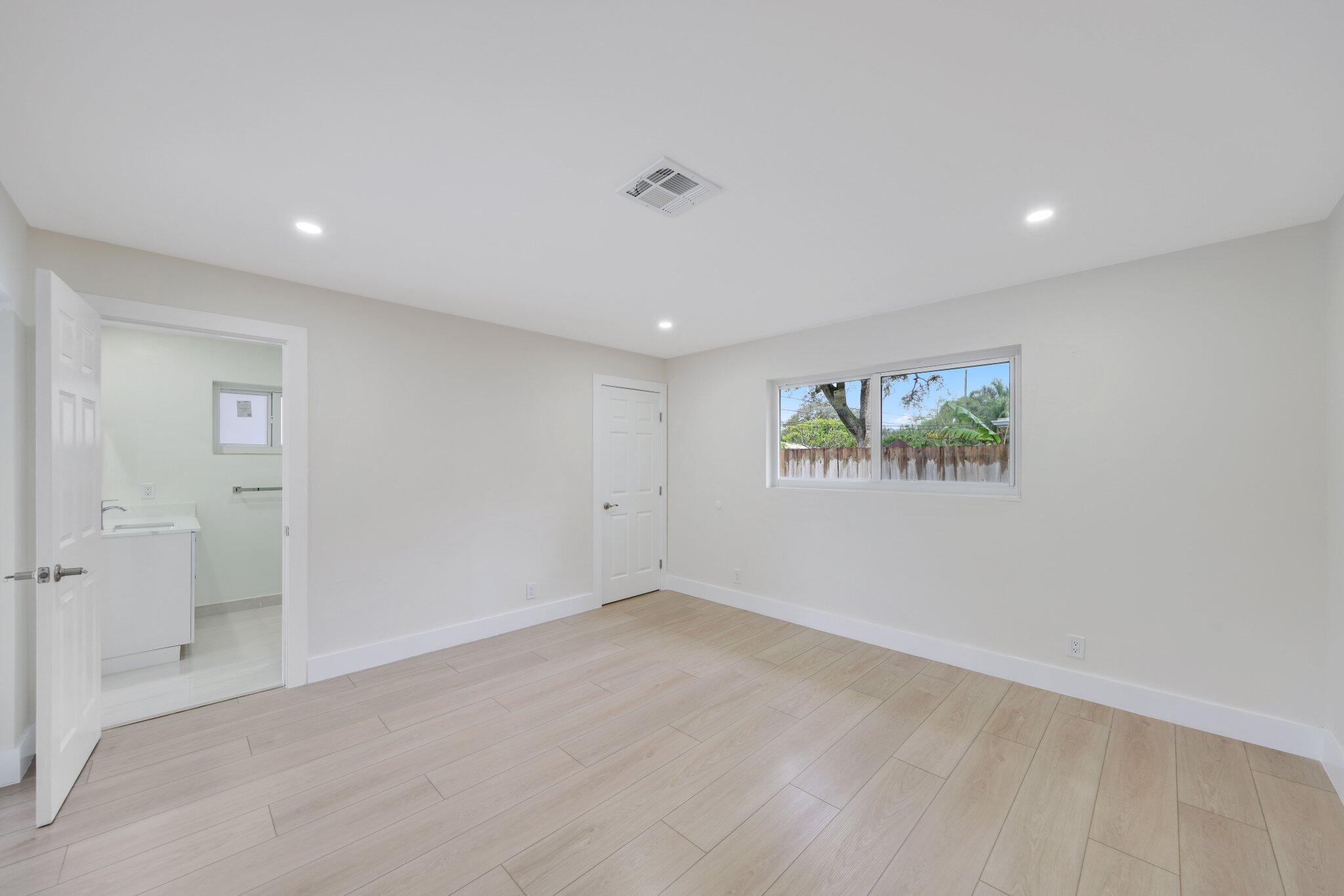 700 West Camino Real Boca Raton, FL 33486 - Photo 29 of 43 West Camino - 29.jpg-SMALL