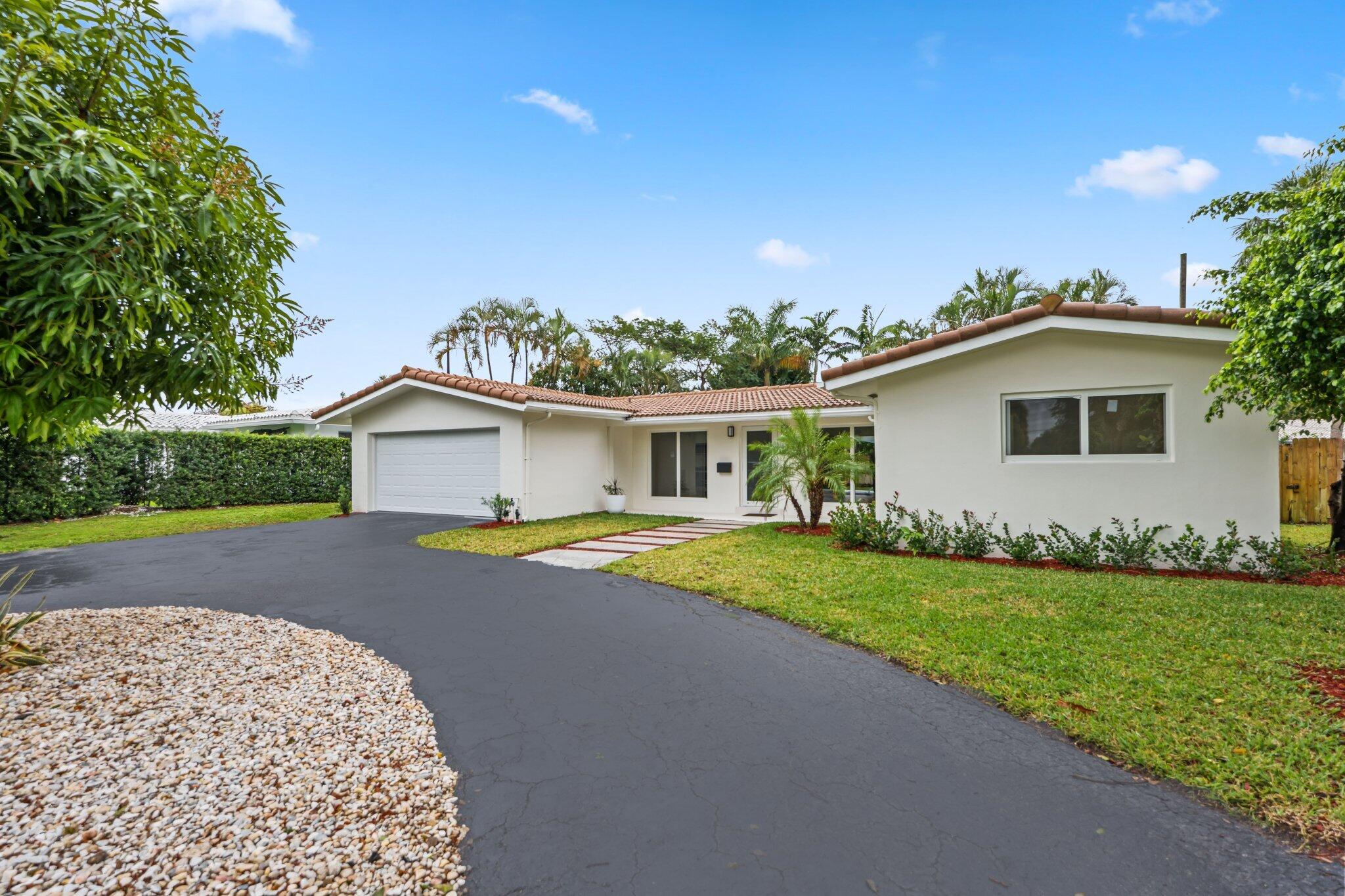 700 West Camino Real Boca Raton, FL 33486 - Photo 3 of 43 West Camino - 3.jpg-SMALL