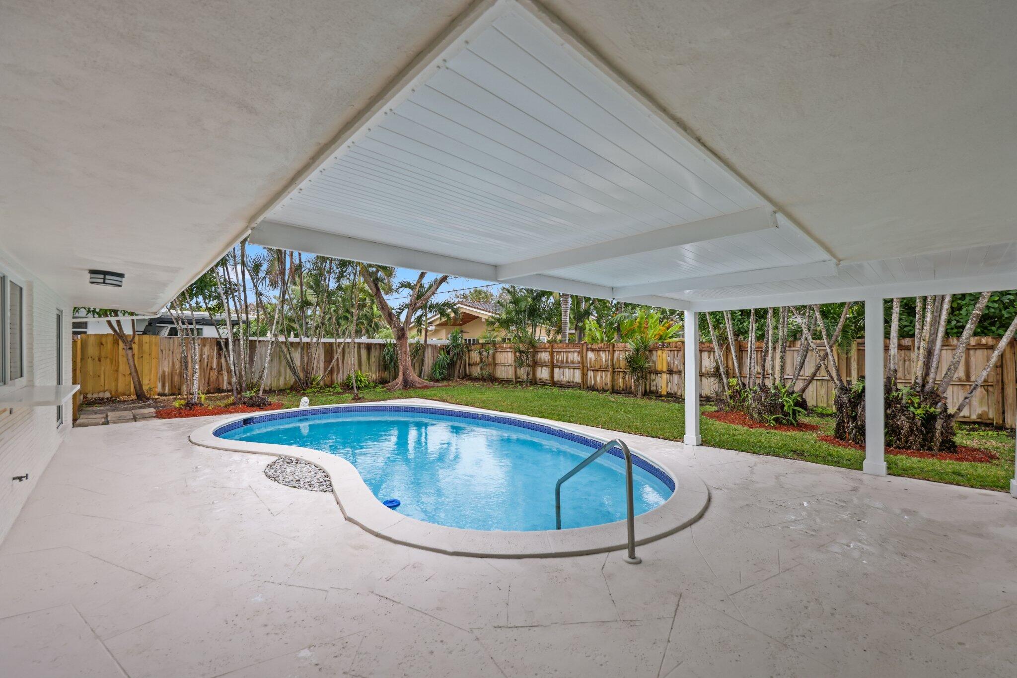 700 West Camino Real Boca Raton, FL 33486 - Photo 36 of 43 West Camino - 37.jpg-SMALL