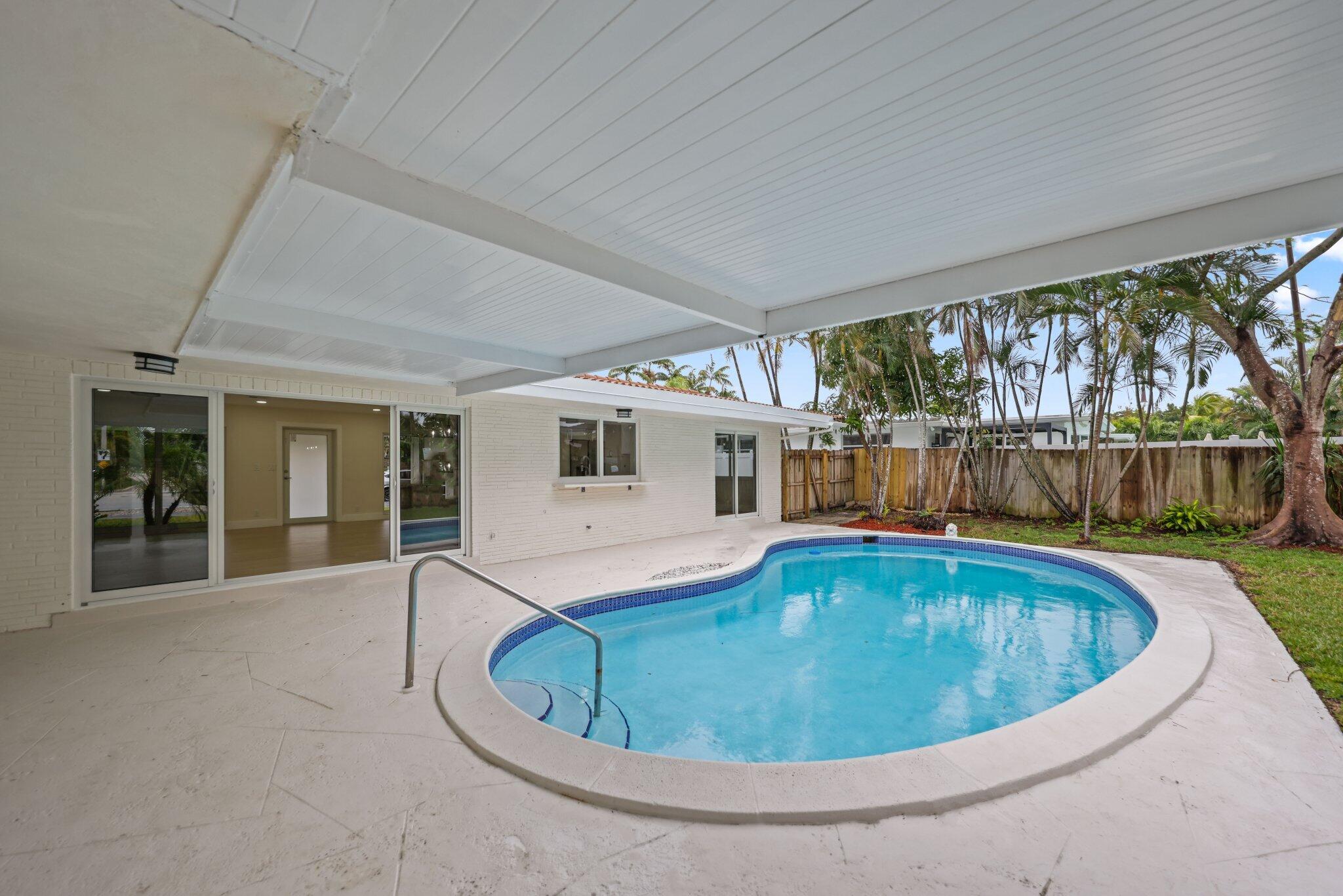 700 West Camino Real Boca Raton, FL 33486 - Photo 38 of 43 West Camino - 39.jpg-SMALL