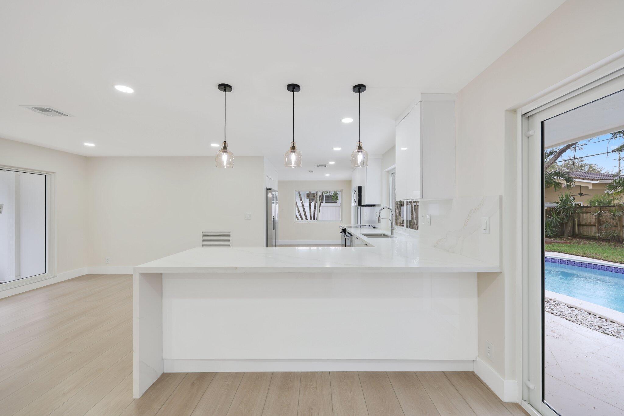 700 West Camino Real Boca Raton, FL 33486 - Photo 8 of 43 West Camino - 10.jpg-SMALL