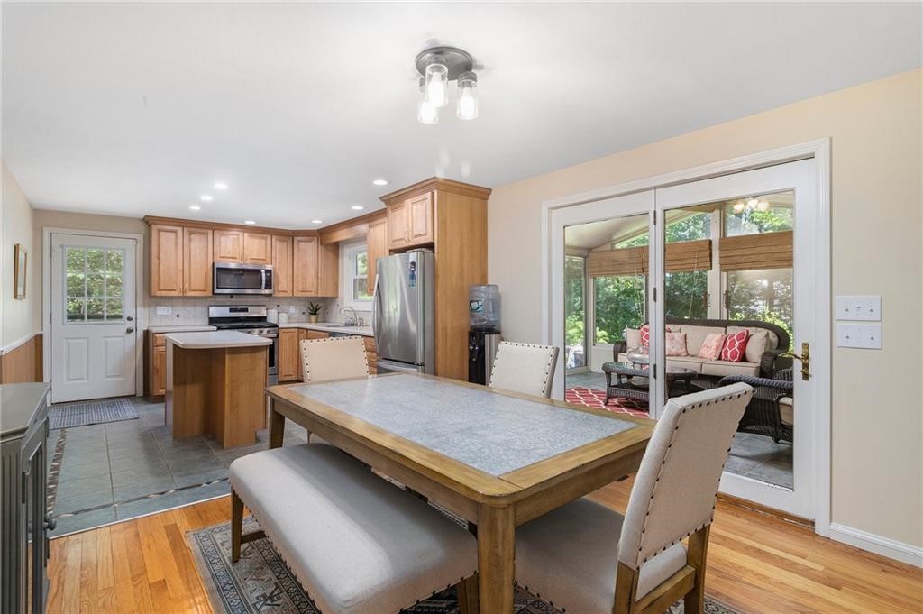 1905 Division Road East Greenwich, RI 02818 - Photo 12 of 44 Gallery Image 12