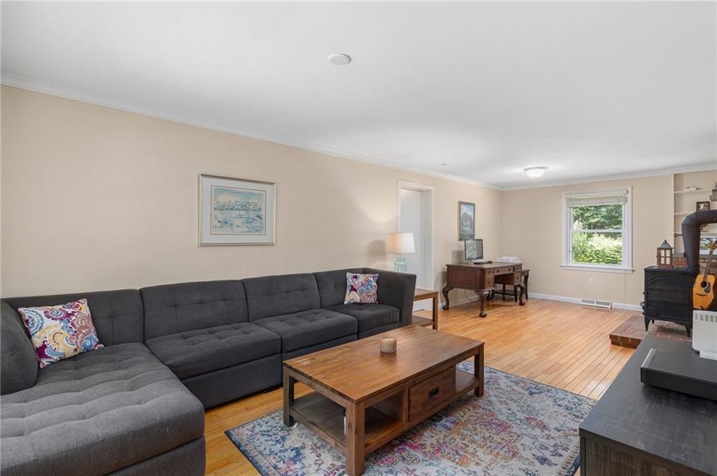 1905 Division Road East Greenwich, RI 02818 - Photo 19 of 44 Gallery Image 19