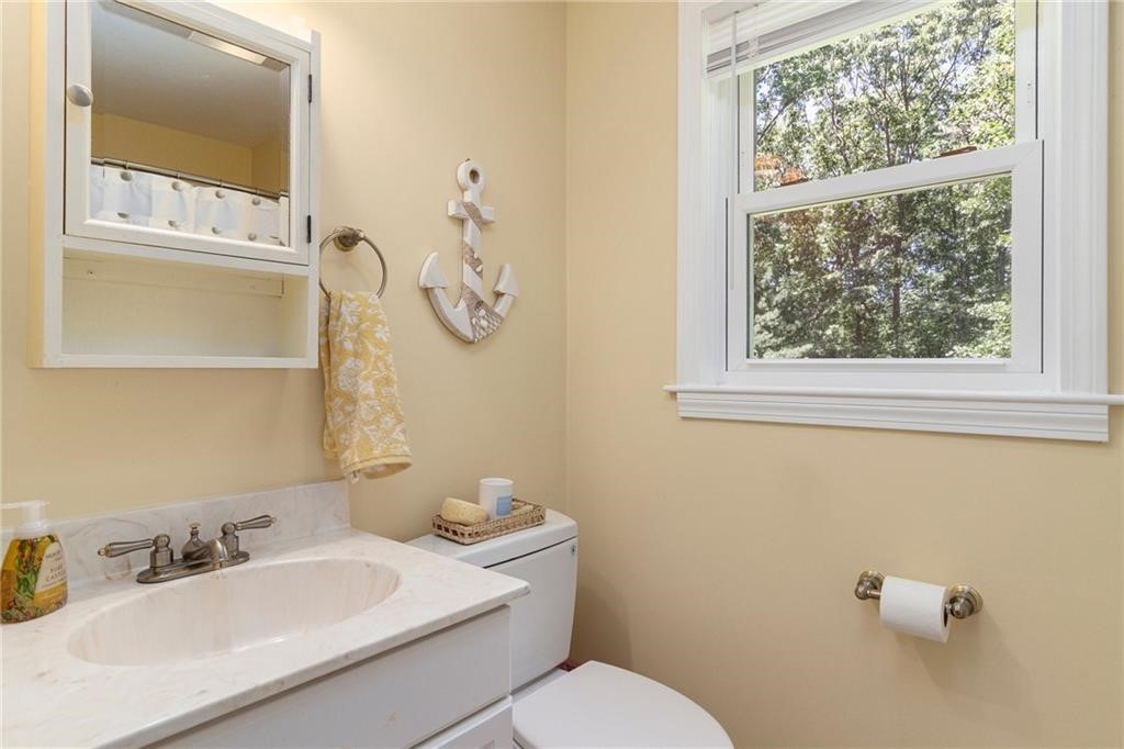 1905 Division Road East Greenwich, RI 02818 - Photo 32 of 44 Gallery Image 32