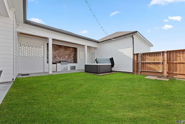 $649,000 | 13236 Magnolia Square Drive, Baton Rouge, LA 70818