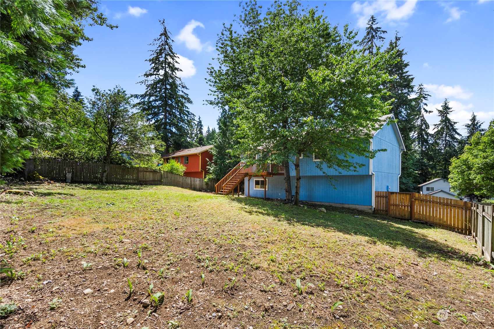 23019 20th Avenue Southeast Bothell, WA 98021 - Photo 29 of 34 a backyard of a house