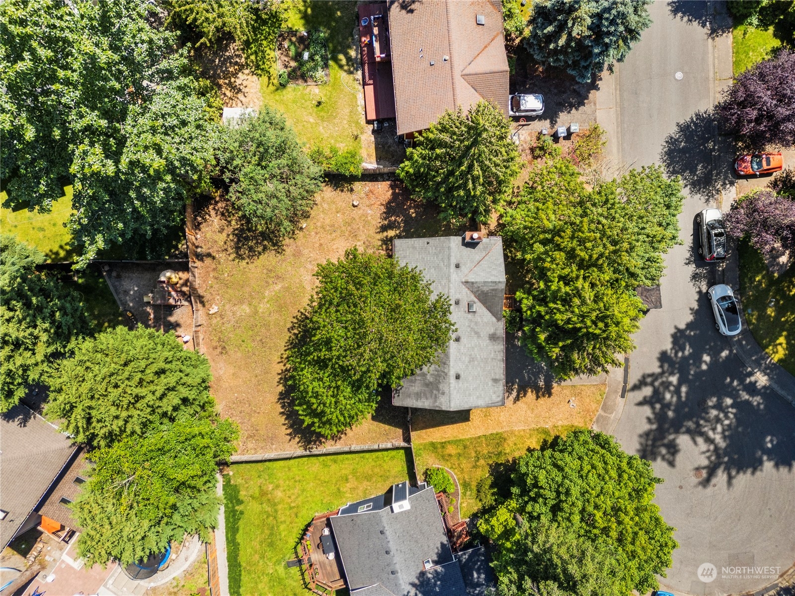 23019 20th Avenue Southeast Bothell, WA 98021 - Photo 32 of 34 a view of a garden