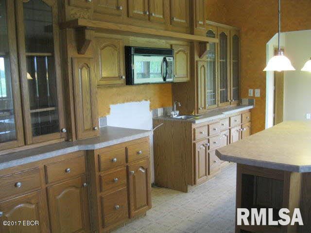 16548 East Liberty Road Mount Vernon, IL 62864 - Photo 6 of 24 Gallery Image 6