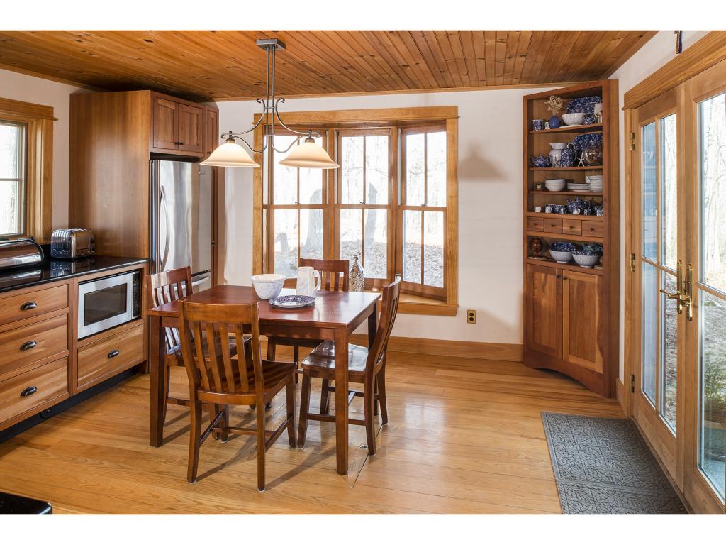 99 Goodwin Road Kittery, ME 03905 - Photo 4 of 35