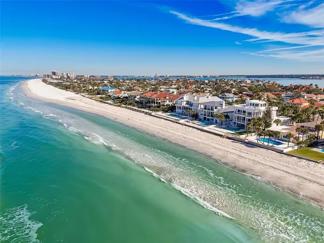 $9,000,000 | 1520 Gulf Boulevard, Belleair Beach, FL 33786