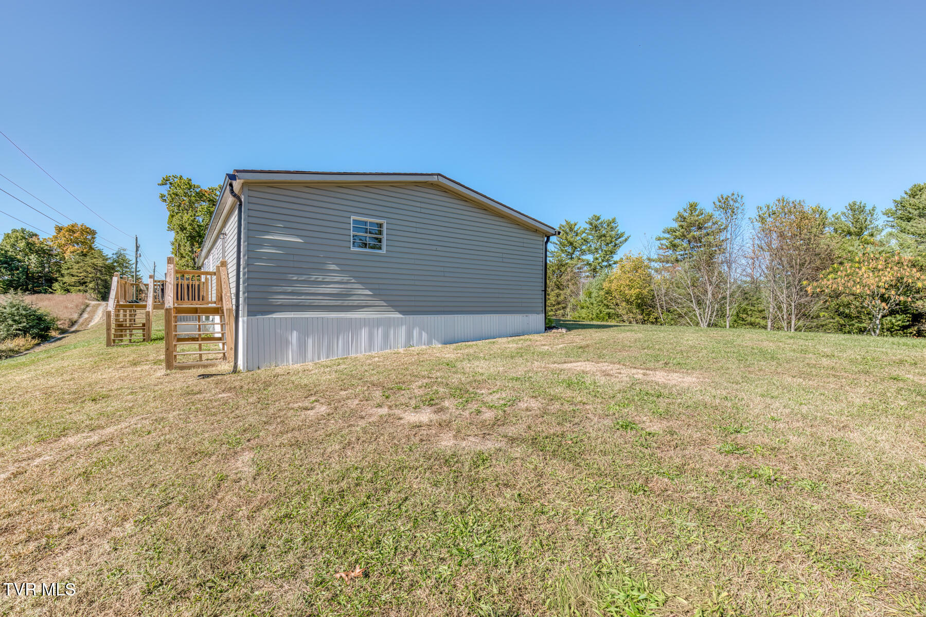 441 Turner Road Bluff City, TN 37618 - Photo 35 of 51 441 Turner Rd-36