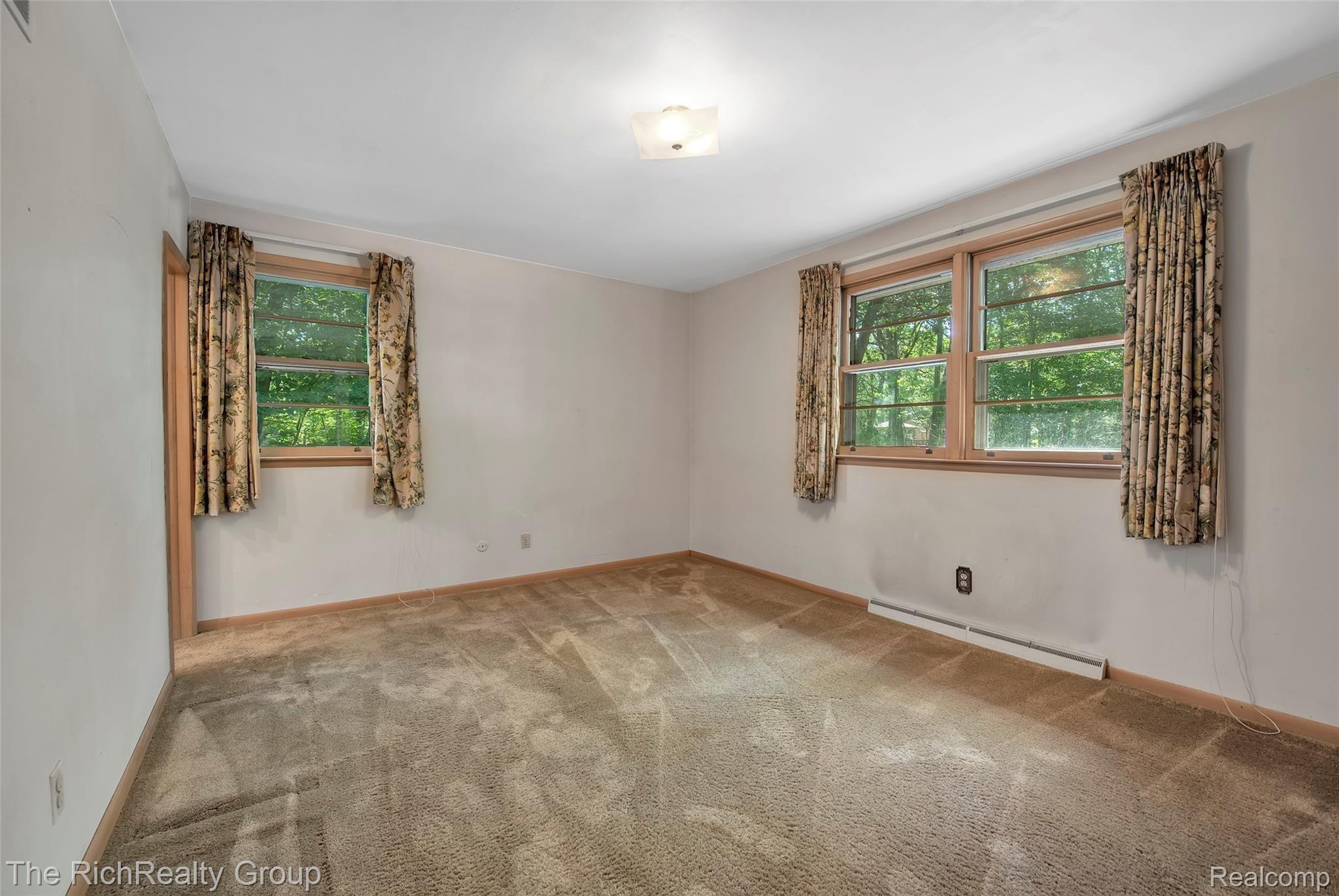8822 River Valley Road Brighton, MI 48116 - Photo 22 of 44 8822-River-Valley-Rd-Brighton-MI-48116-windowstill-22.jpg