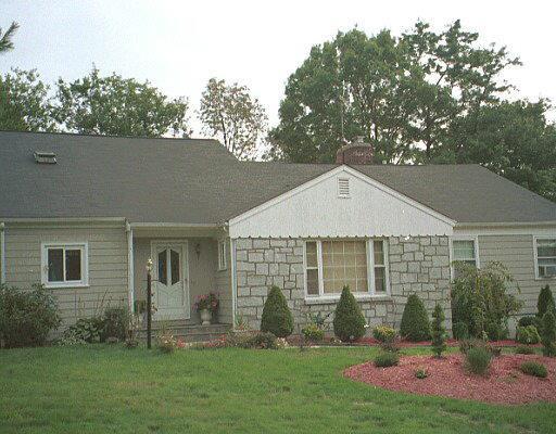 33 Inwood Road Trumbull, CT 06611 - Photo 1 of 1 Gallery Image 1