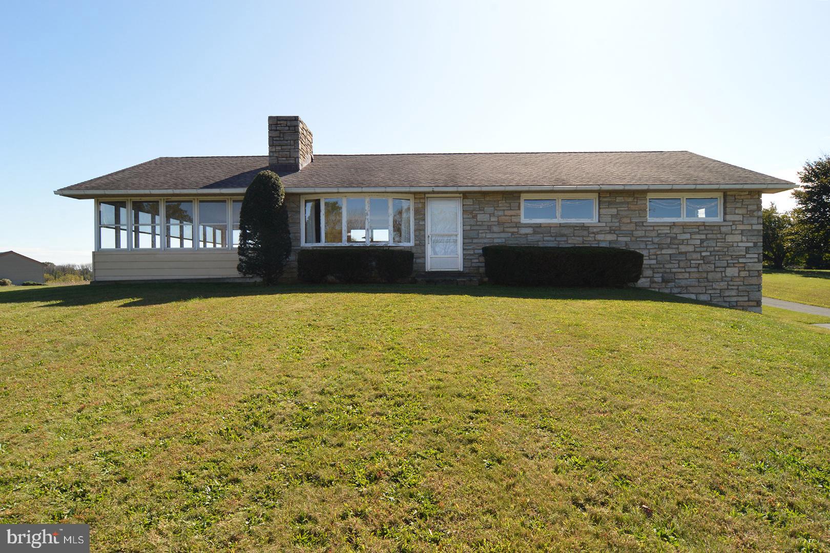 680 Brownsville Road Reading, PA 19608 - Photo 2 of 35
