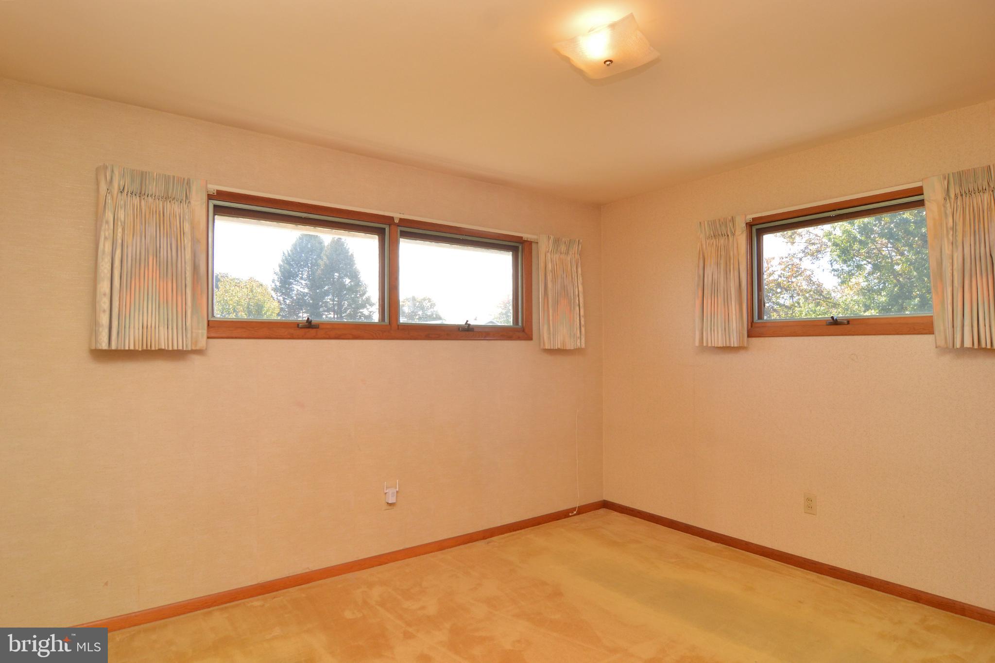 680 Brownsville Road Reading, PA 19608 - Photo 22 of 35