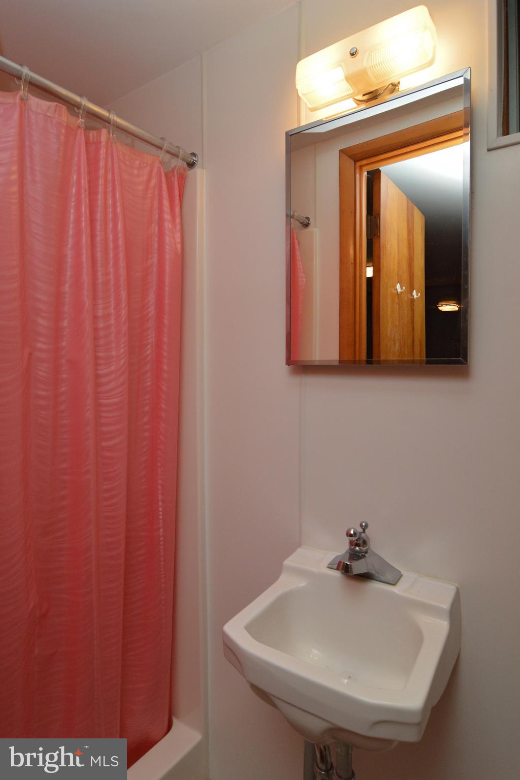 680 Brownsville Road Reading, PA 19608 - Photo 29 of 35