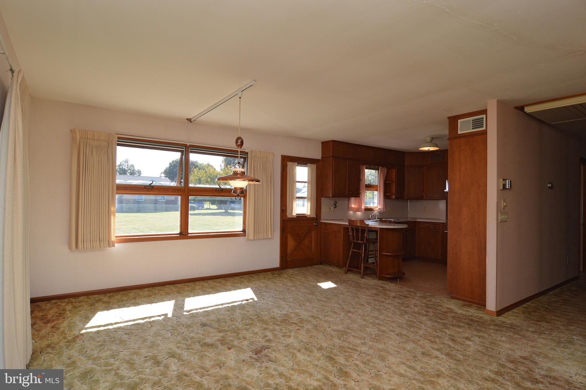 680 Brownsville Road Reading, PA 19608 - Photo 10 of 35