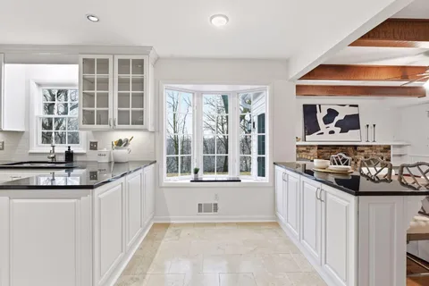 $1,099,000 | 6708 Rosemary Lane, Edina, MN 55439