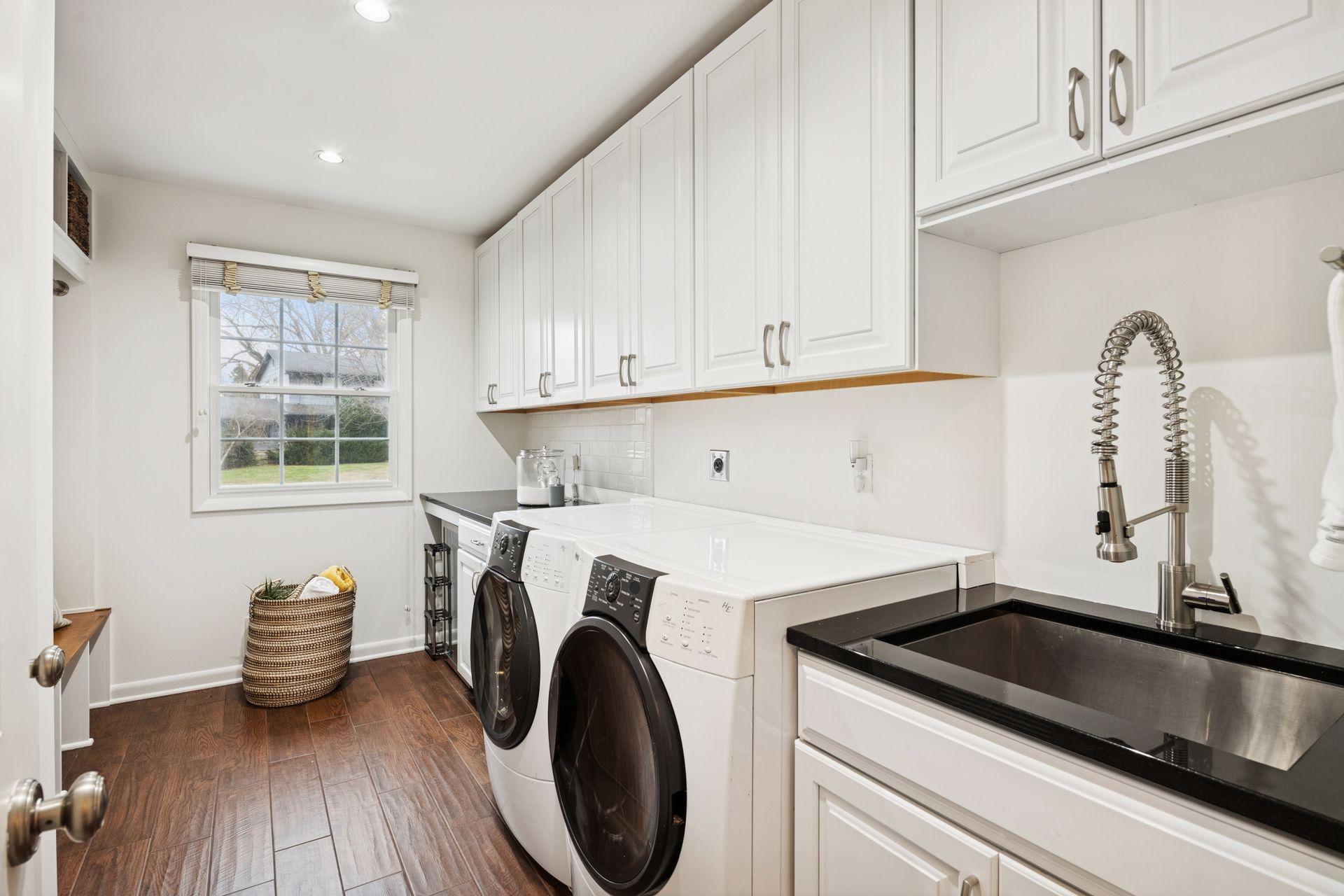 6708 Rosemary Lane Edina, MN 55439 - Photo 32 of 76