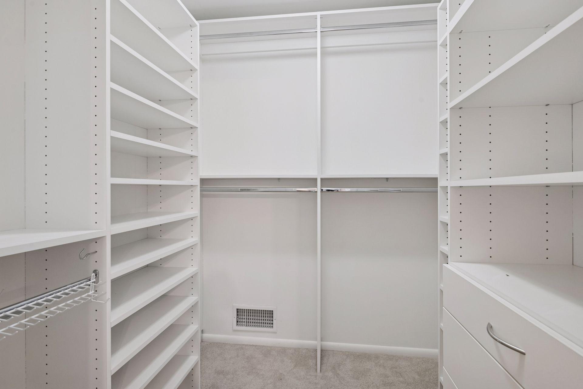 6708 Rosemary Lane Edina, MN 55439 - Photo 38 of 76