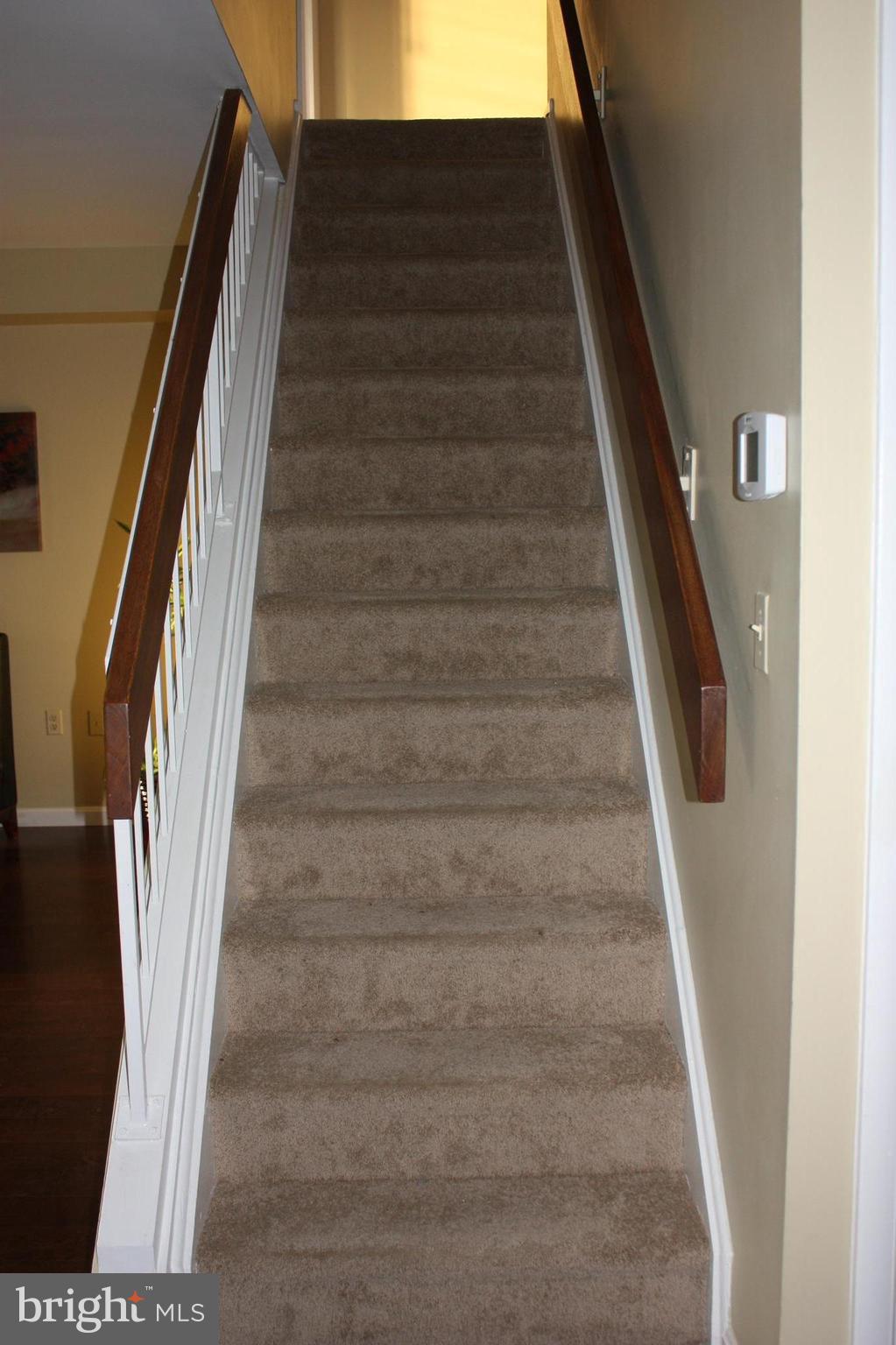 21 Hamill Road, Unit 21F Baltimore, MD 21210 - Photo 8 of 28 a view of entryway