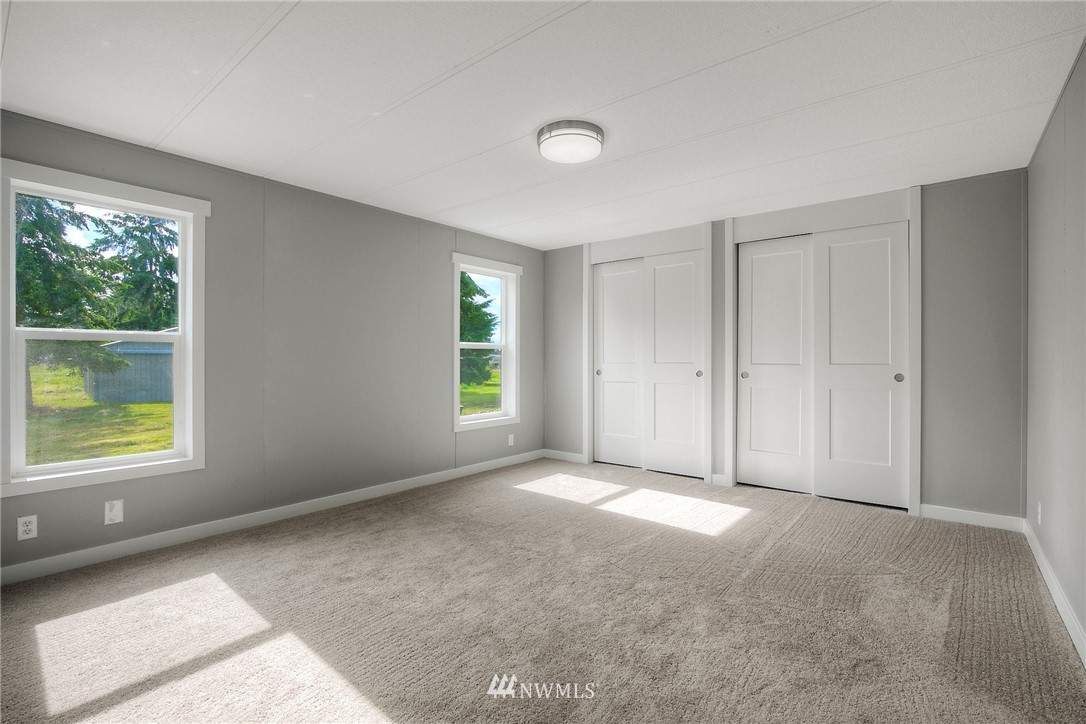 11125 Vail Road Southeast Yelm, WA 98597 - Photo 11 of 29 Gallery Image 11