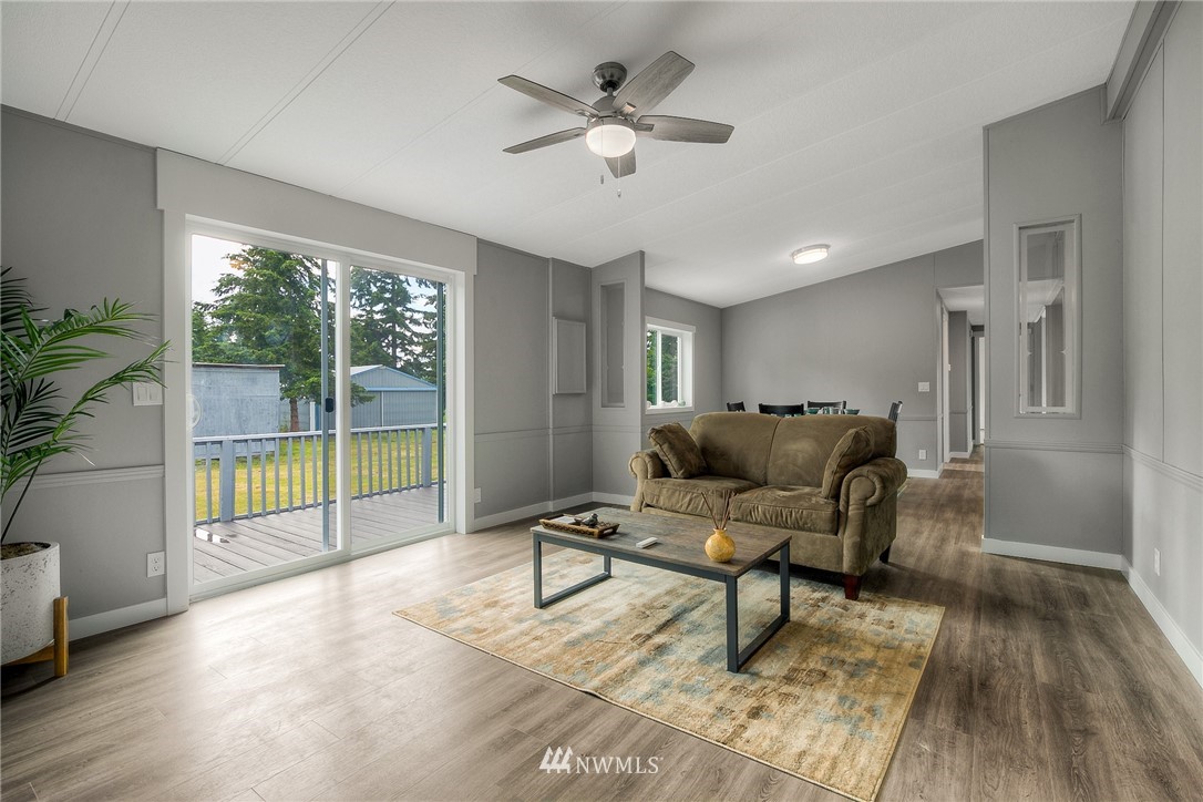 11125 Vail Road Southeast Yelm, WA 98597 - Photo 10 of 29 Gallery Image 10