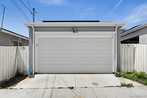$2,949,999 | 835 Beryl Street, San Diego, CA 92109