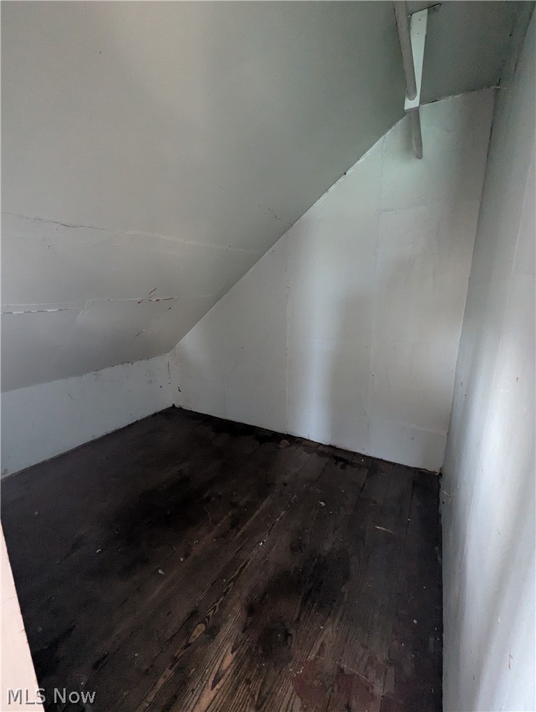 1449 Clearaire Road Cleveland, OH 44110 - Photo 17 of 23