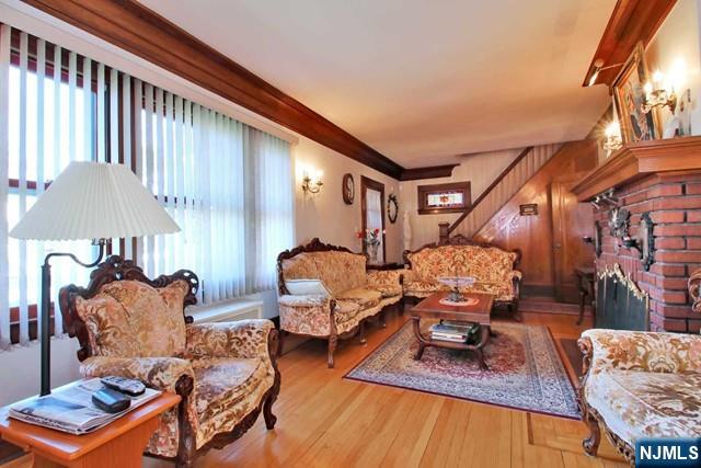 333 Henry Street Hasbrouck Heights, NJ 07604 - Photo 2 of 27