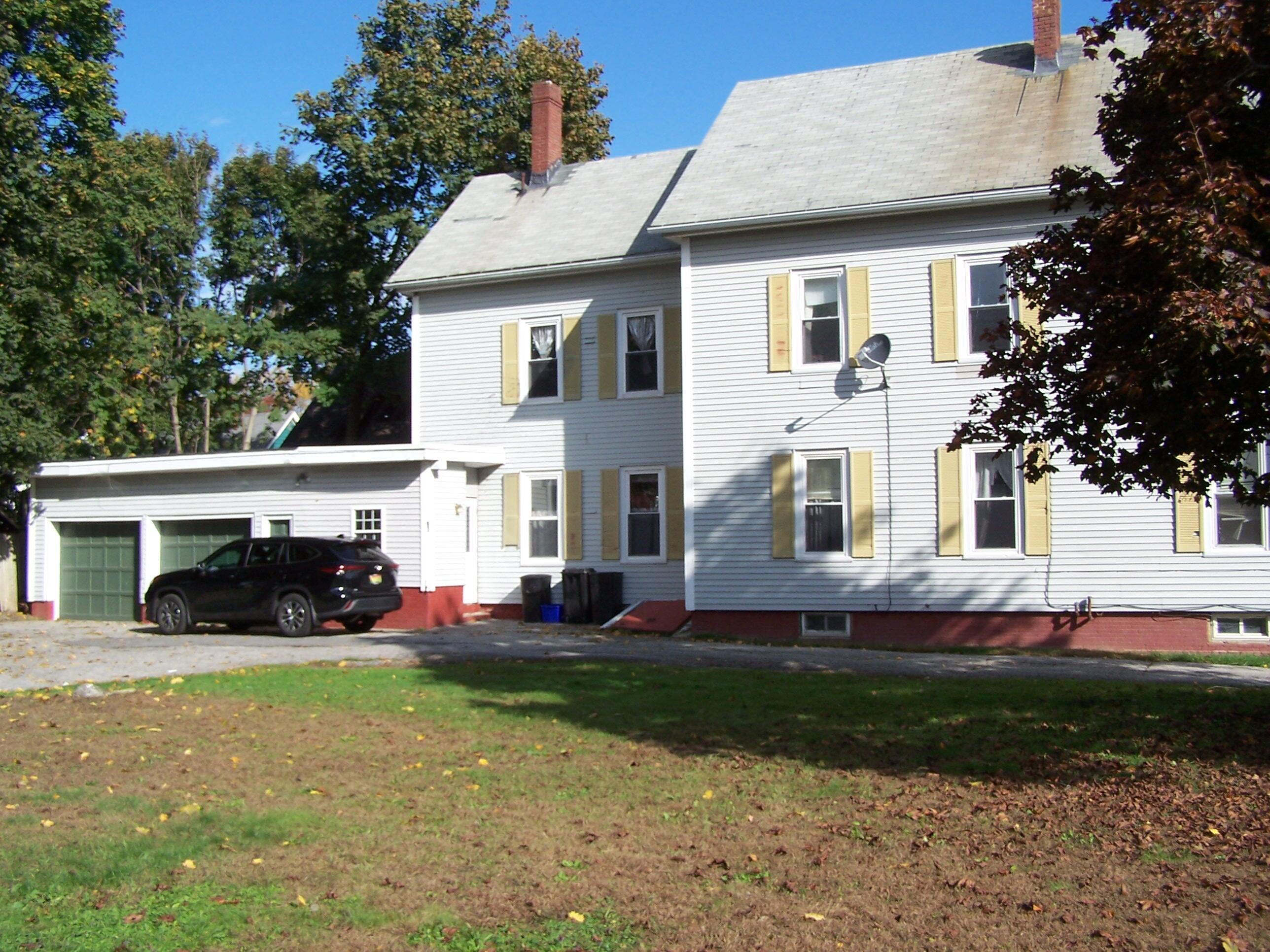 72 Spring Street Lewiston, ME 04240 - Photo 2 of 5 103_9482