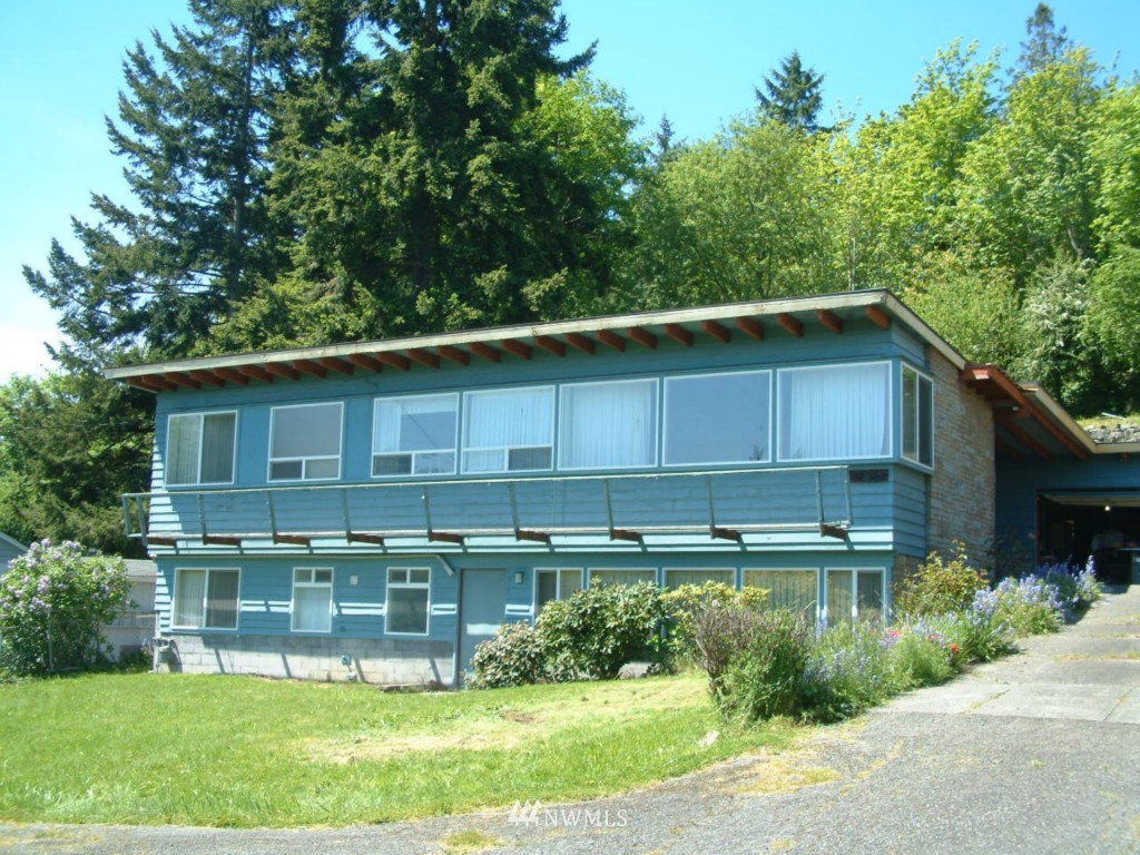 16437 Sylvester Road Southwest Burien, WA 98166 - Photo 1 of 1 Gallery Image 1