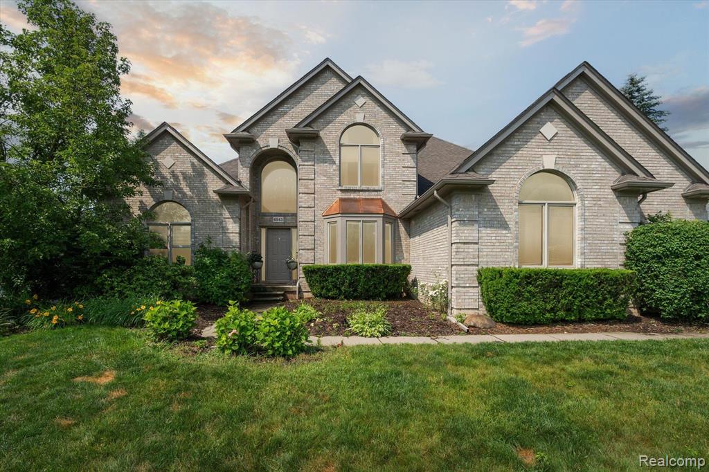 6543 Chatham Circle Rochester Hills, MI 48306 - Photo 1 of 51