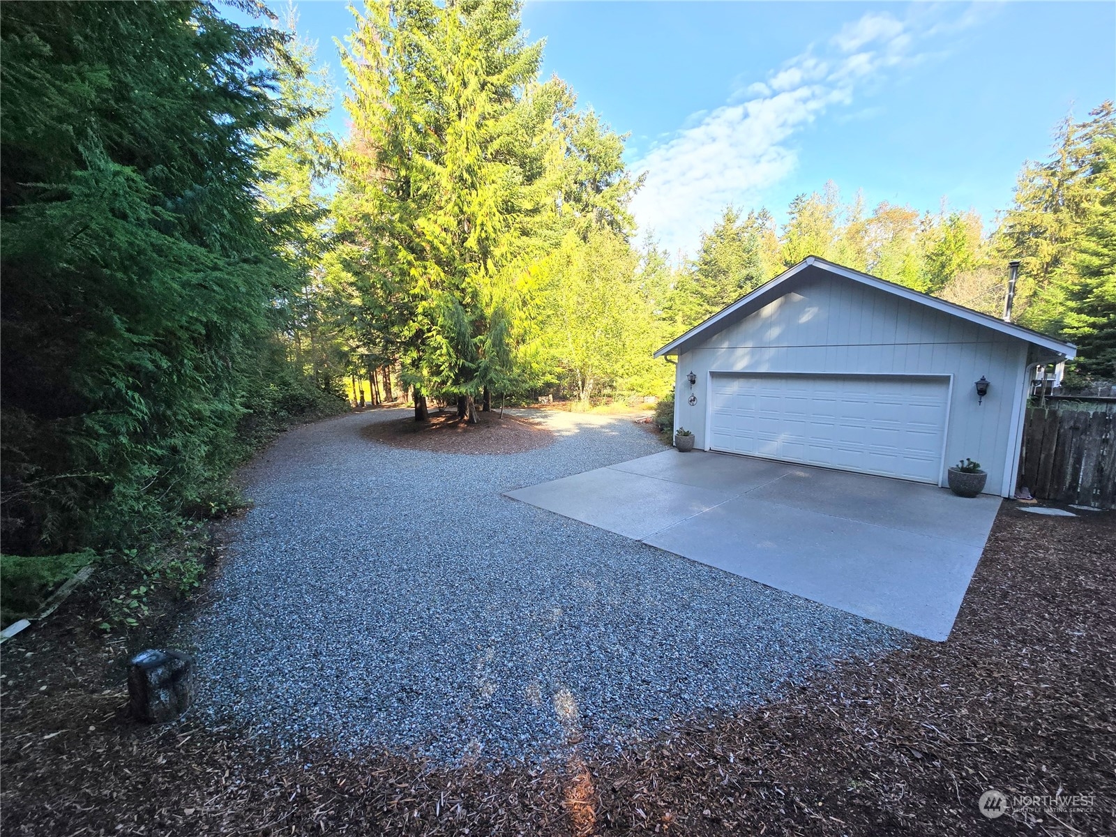 152 Buck Loop Road Sequim, WA 98382 - Photo 5 of 39 Gallery Image 5