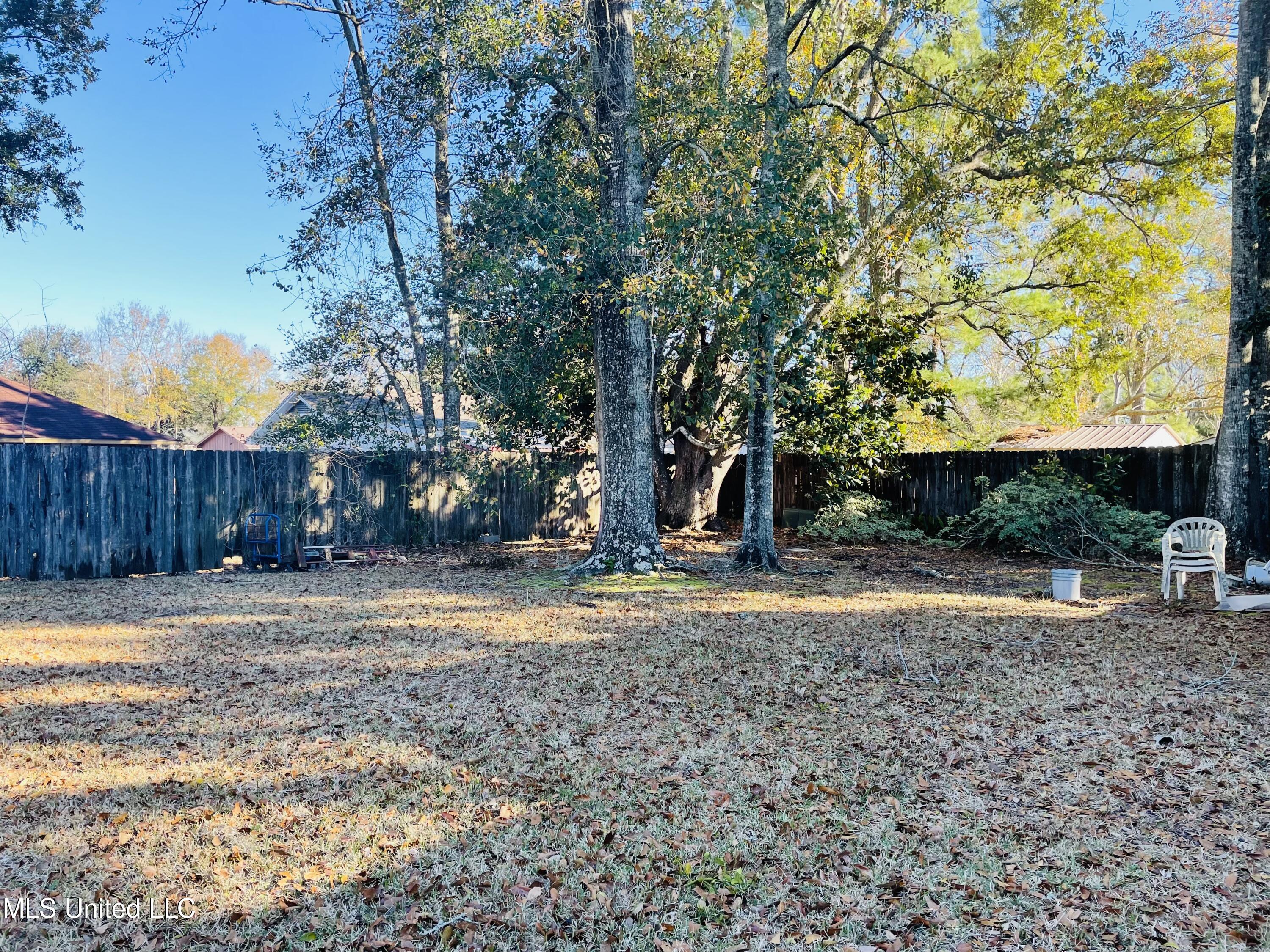 450 Annette Lane D'Iberville, MS 39540 - Photo 6 of 6 IMG_7703