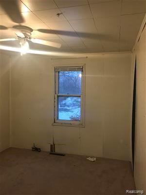12045 Telegraph Road Carleton, MI 48117 - Photo 6 of 15 IMG_5483.JPG