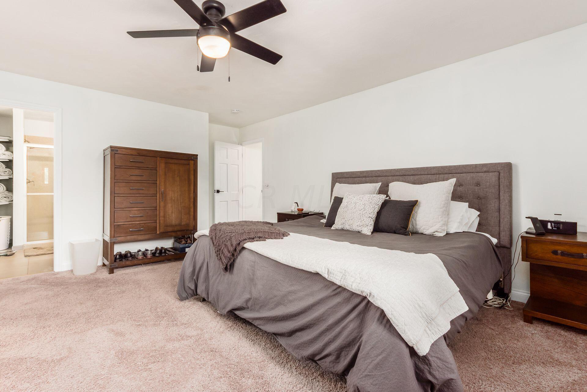 1044 Rutland Way Columbus, OH 43085 - Photo 38 of 67 043_ Worthington OH 43085 USA