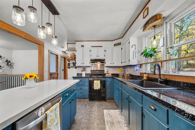 $400,000 | 845 George Road, Calais, VT 05667