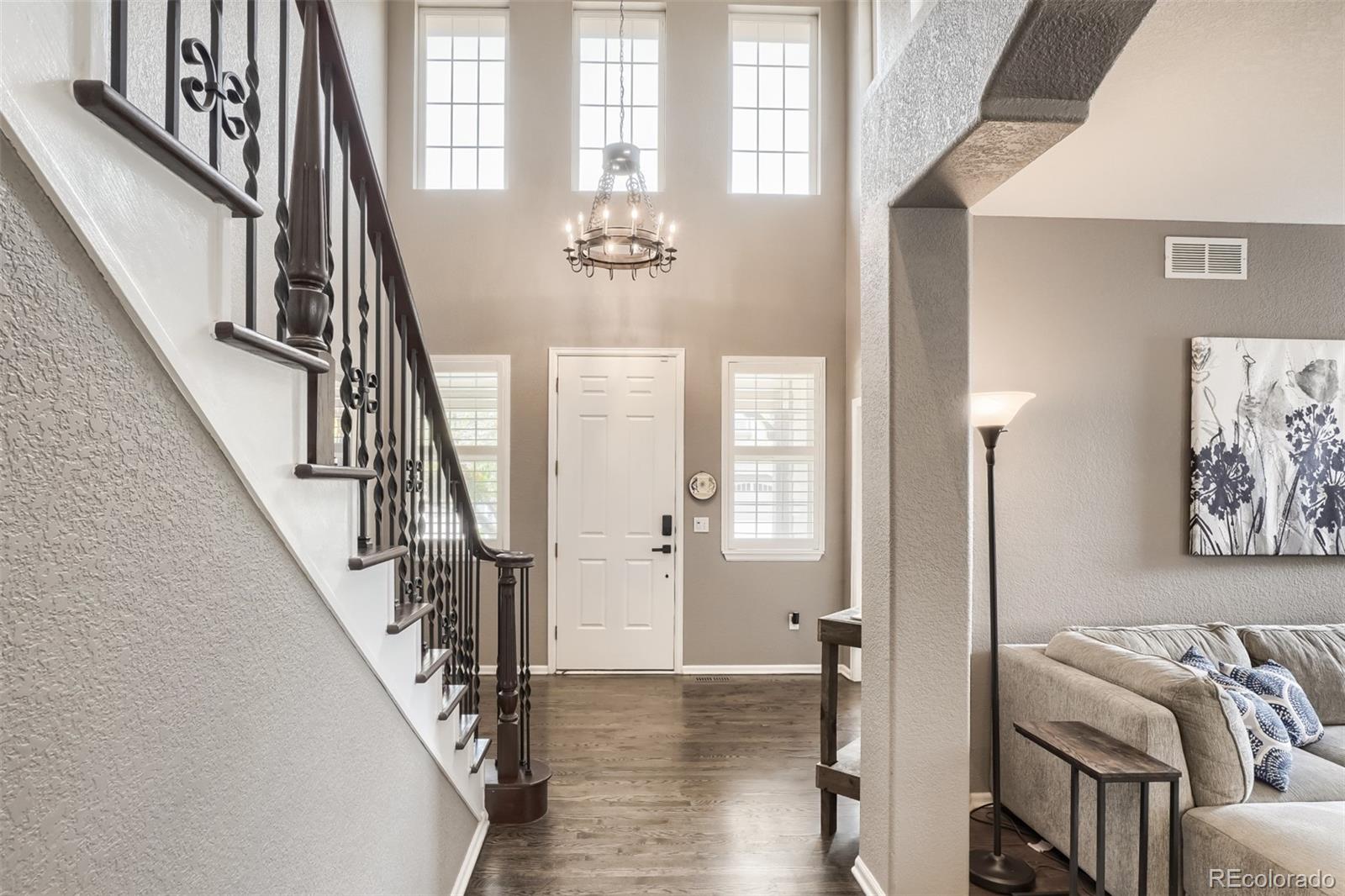 10616 Briarglen Circle Highlands Ranch, CO 80130 - Photo 6 of 50