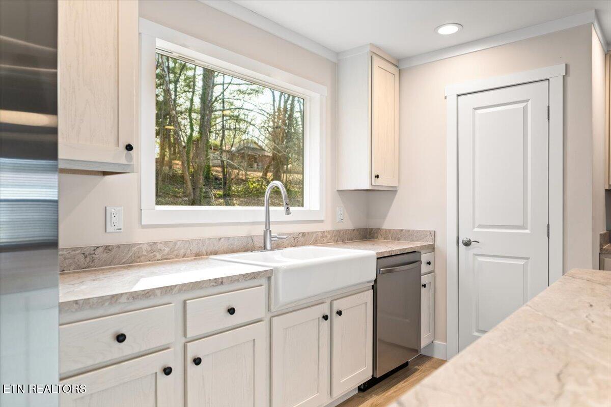 351 McDeerman Road Jacksboro, TN 37757 - Photo 9 of 41 14-351 McDeerman Rd