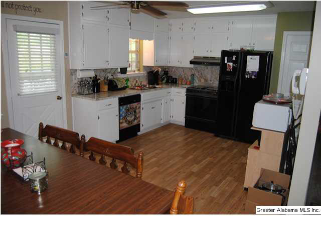 932 Graham Lane Mount Olive, AL 35117 - Photo 4 of 22