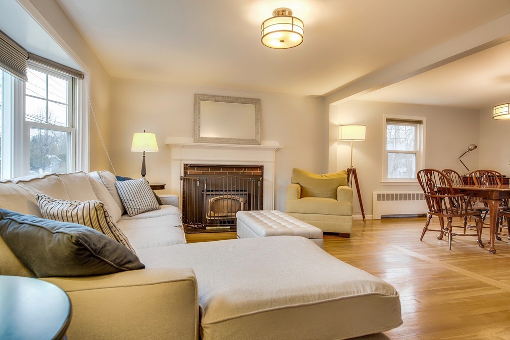 95 Hartwell Road Bedford, MA 01730 - Photo 11 of 26 Gallery Image 11