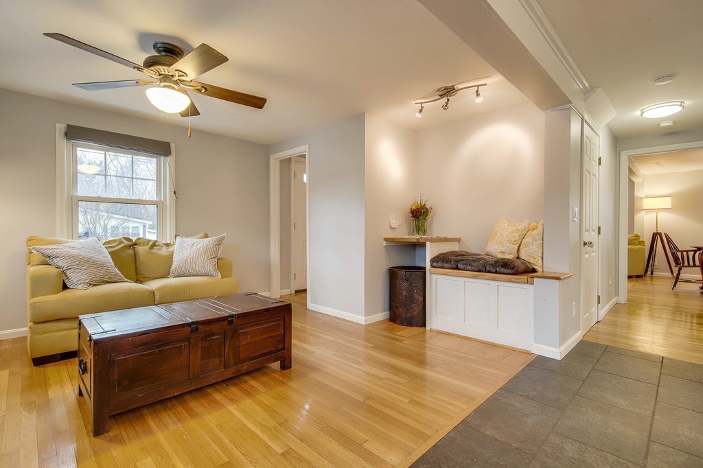 95 Hartwell Road Bedford, MA 01730 - Photo 8 of 26 Gallery Image 8