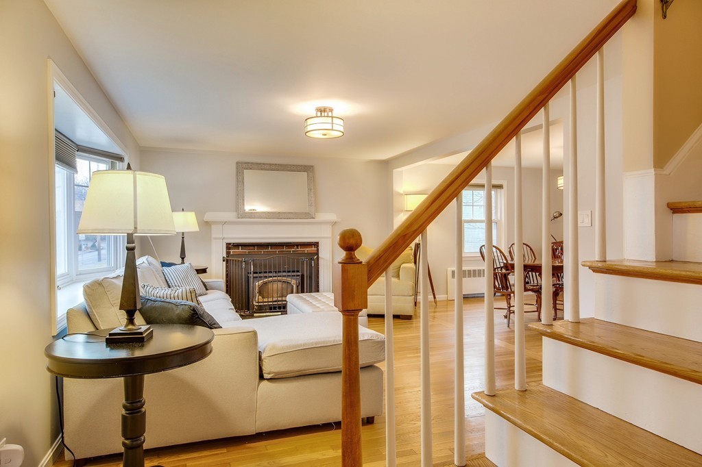 95 Hartwell Road Bedford, MA 01730 - Photo 10 of 26 Gallery Image 10