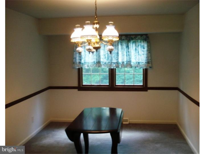 45 North Woodbury Road Pitman, NJ 08071 - Photo 6 of 25 Dining Room