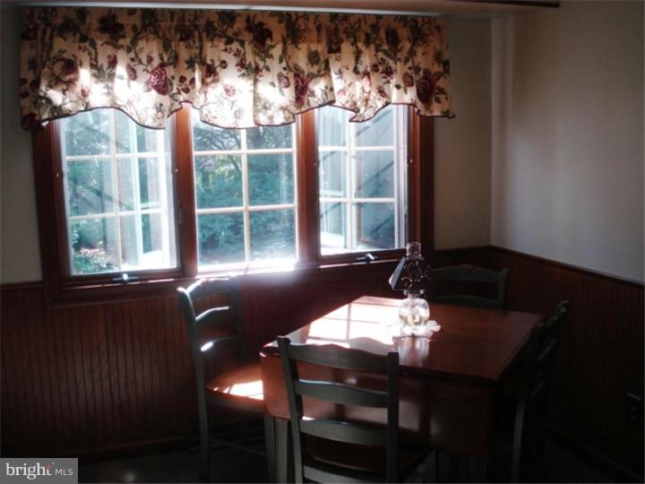 45 North Woodbury Road Pitman, NJ 08071 - Photo 8 of 25 Breakfast Room